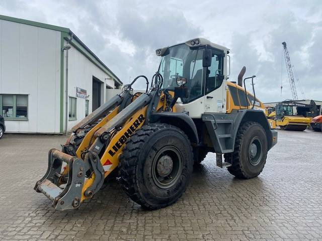 Liebherr L 538 MIETE / RENTAL (12005265) - Wheel loader: gambar 1 Liebherr L 538 MIETE / RENTAL (12005265) - Wheel loader: gambar 1