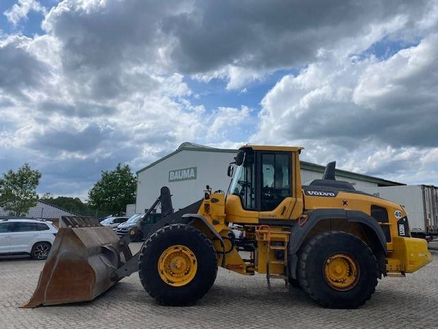 Volvo L 120 H MIETE / RENTAL (12001931) - Wheel loader: gambar 1 Volvo L 120 H MIETE / RENTAL (12001931) - Wheel loader: gambar 1