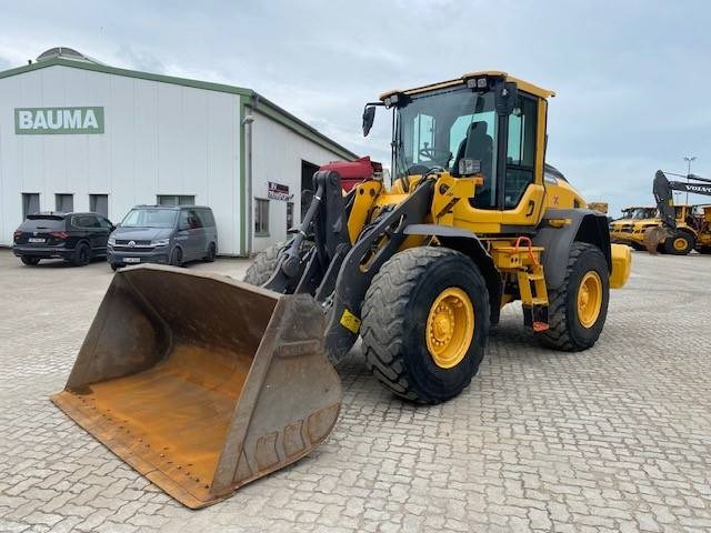 Volvo L 70 H MIETE / RENTAL (12005472) - Wheel loader: gambar 1 Volvo L 70 H MIETE / RENTAL (12005472) - Wheel loader: gambar 1
