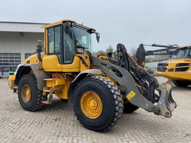 Wheel loader Volvo L 90 H MIETE / RENTAL (12005310): gambar 7 Wheel loader Volvo L 90 H MIETE / RENTAL (12005310): gambar 7