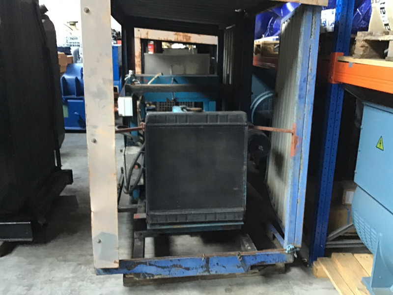 Ford 2714E POMP 550 BAR USED - Pompa air: gambar 3 Ford 2714E POMP 550 BAR USED - Pompa air: gambar 3