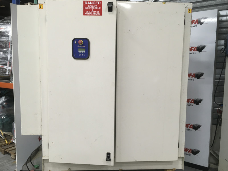 Lombardini LDW 1204 GENERATOR 31.5 KVA USED - Genset: gambar 4 Lombardini LDW 1204 GENERATOR 31.5 KVA USED - Genset: gambar 4