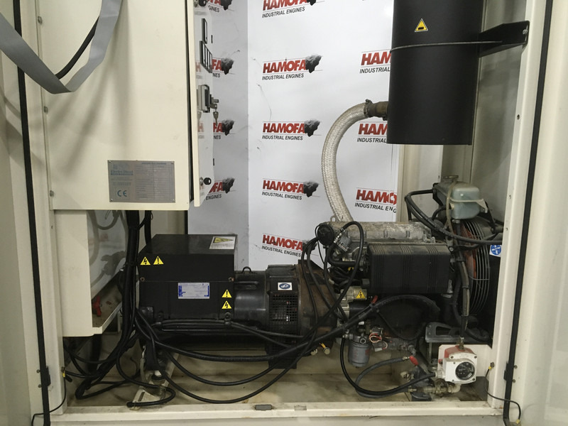 Lombardini LDW1204/B2 GENERATOR 16 KVA USED - Genset: gambar 2 Lombardini LDW1204/B2 GENERATOR 16 KVA USED - Genset: gambar 2