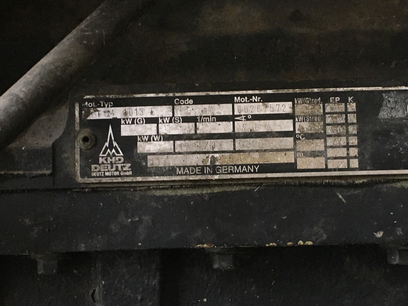 Peralatan konstruksi Deutz TRACTOR BF6M1013E FOR PARTS: gambar 6