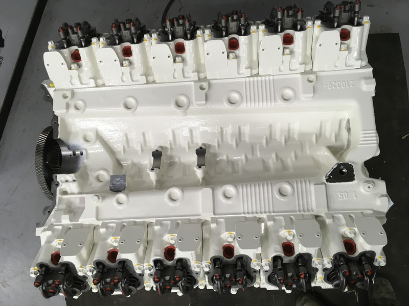 MAN D2842-LE406 LONGBLOCK - Peralatan konstruksi: gambar 5 MAN D2842-LE406 LONGBLOCK - Peralatan konstruksi: gambar 5