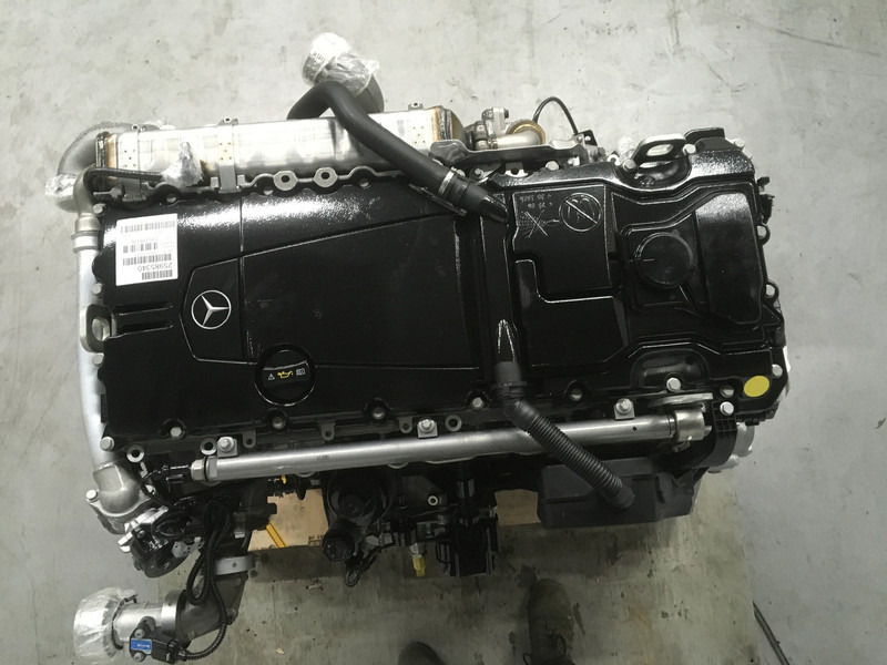 Mercedes-Benz OM935.915 NEW - Peralatan konstruksi: gambar 5 Mercedes-Benz OM935.915 NEW - Peralatan konstruksi: gambar 5