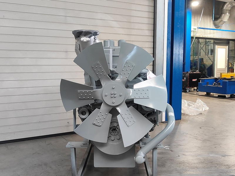 Mitsubishi S6R-PTA NEW - Peralatan konstruksi: gambar 5 Mitsubishi S6R-PTA NEW - Peralatan konstruksi: gambar 5