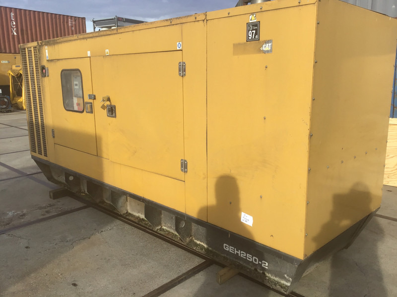 Perkins OLYMPIAN GEH250 GENERATOR 250KVA FOR PARTS - Genset: gambar 2 Perkins OLYMPIAN GEH250 GENERATOR 250KVA FOR PARTS - Genset: gambar 2