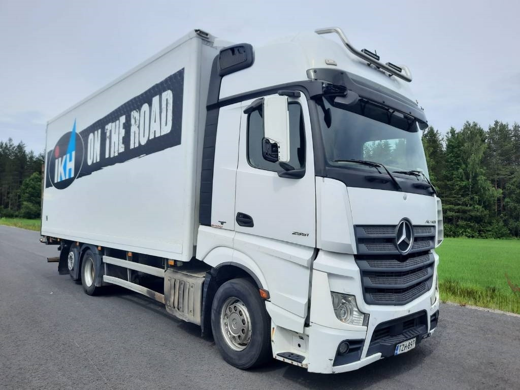 Mercedes-Benz Actros 2551 - Truk box: gambar 2 Mercedes-Benz Actros 2551 - Truk box: gambar 2