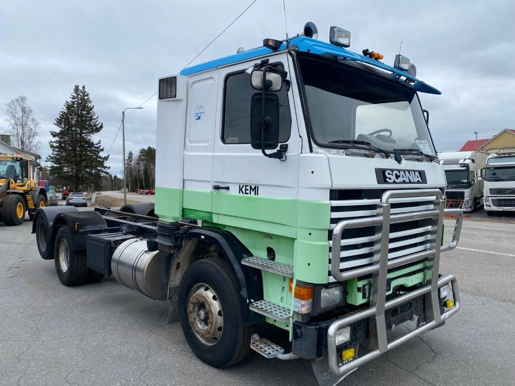 Scania R 142 - Truk sasis: gambar 2 Scania R 142 - Truk sasis: gambar 2