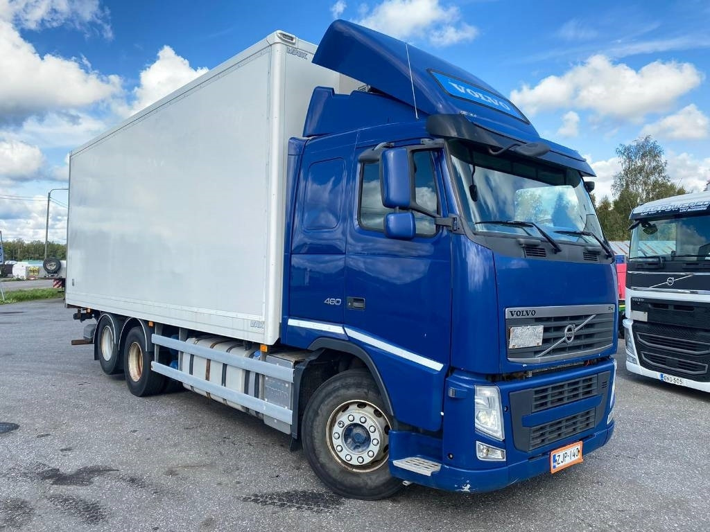Volvo FH 13 460 - Truk box: gambar 2 Volvo FH 13 460 - Truk box: gambar 2