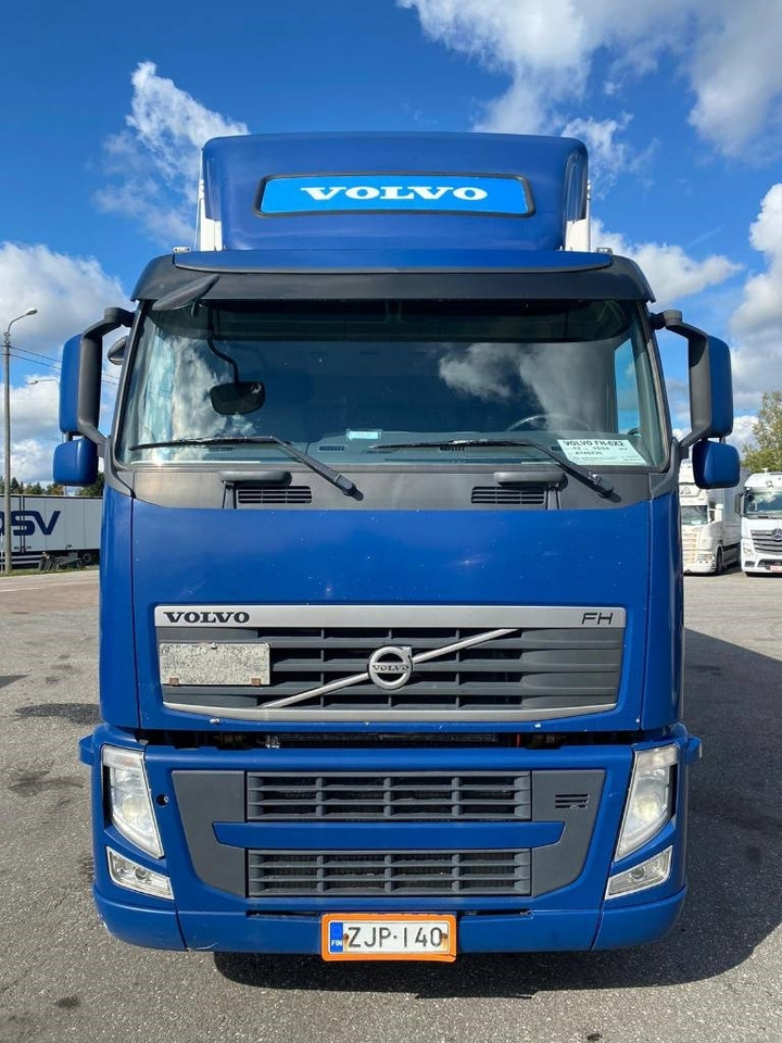 Volvo FH 13 460 - Truk box: gambar 3 Volvo FH 13 460 - Truk box: gambar 3