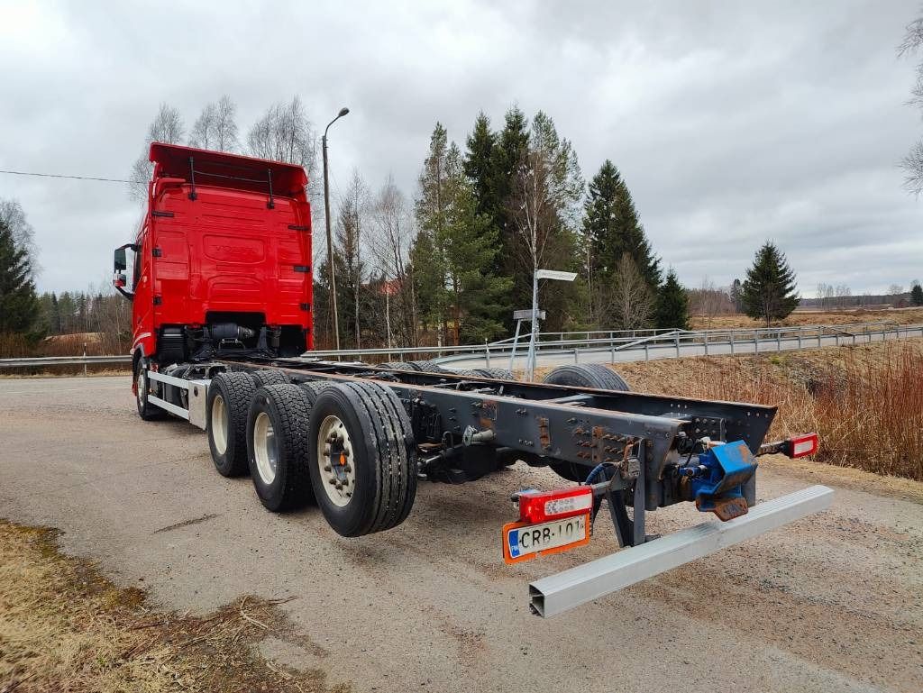 Volvo FH 13 - Truk sasis: gambar 2 Volvo FH 13 - Truk sasis: gambar 2