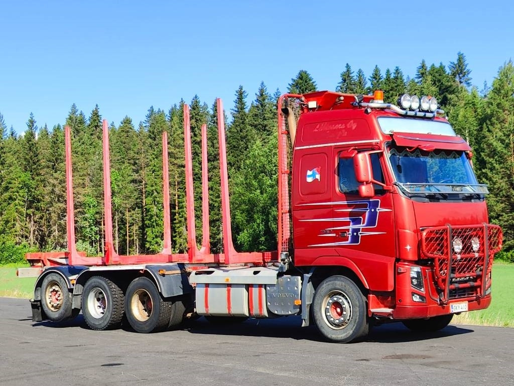 Volvo FH16 - Truk logging: gambar 2 Volvo FH16 - Truk logging: gambar 2
