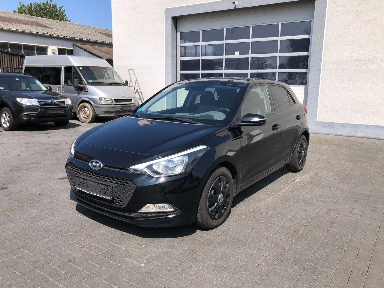 Hyundai i20 1.4 CRDi Trend, Euro 6 - Mobil sedan: gambar 3 Hyundai i20 1.4 CRDi Trend, Euro 6 - Mobil sedan: gambar 3