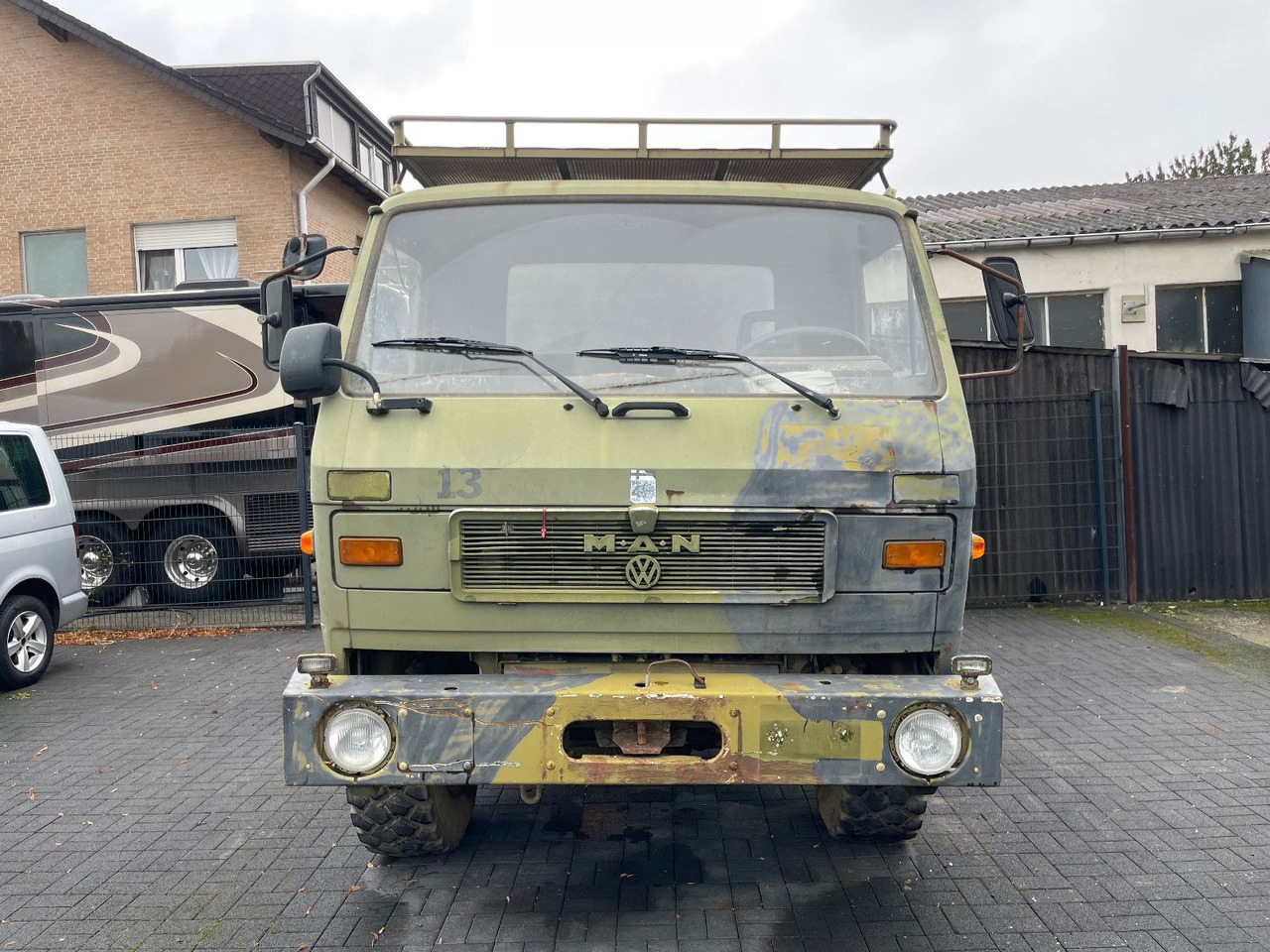 MAN 8.136 4X4 Prische Plane - Van dengan terpal samping: gambar 3 MAN 8.136 4X4 Prische Plane - Van dengan terpal samping: gambar 3