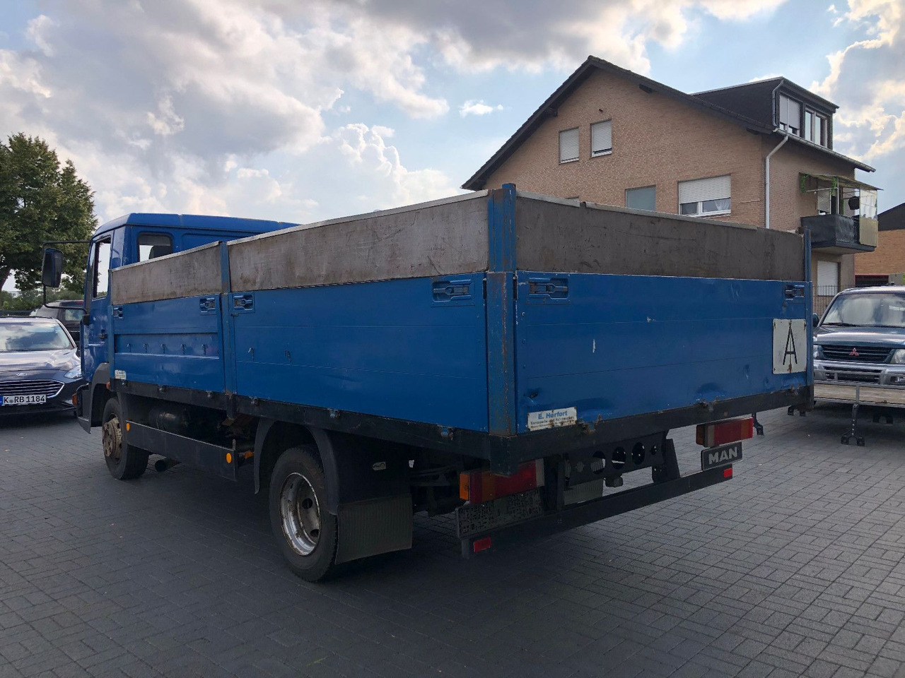 MAN LE 140 C Klima, Tempomat, TÜV 11-2025 - Van flatbed: gambar 2 MAN LE 140 C Klima, Tempomat, TÜV 11-2025 - Van flatbed: gambar 2