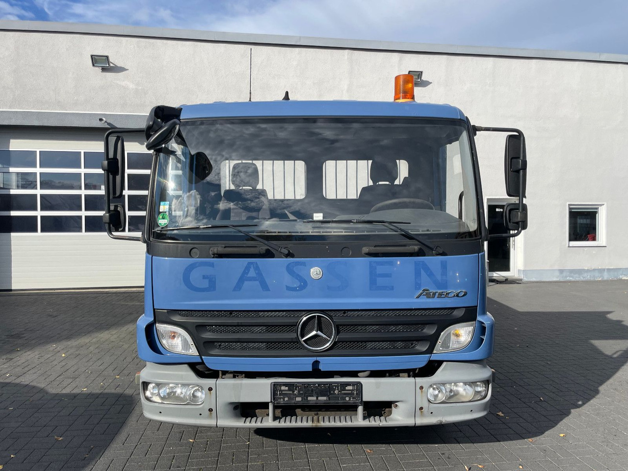 Mercedes-Benz Atego 818 Pritsche Euro 5 - Van flatbed: gambar 5 Mercedes-Benz Atego 818 Pritsche Euro 5 - Van flatbed: gambar 5
