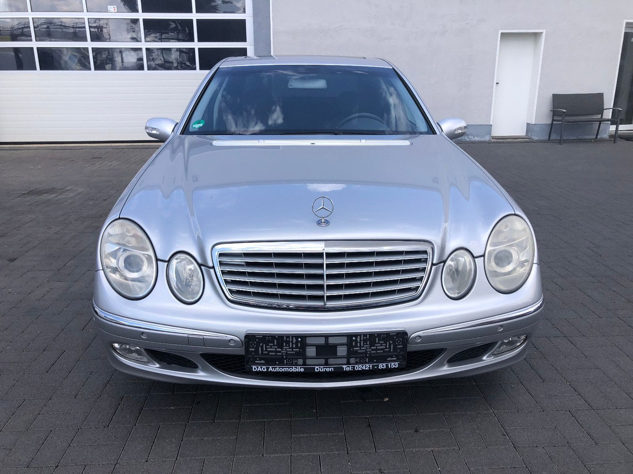 Mercedes-Benz E 240 E -Klasse Lim. Elegance - Mobil sedan: gambar 4 Mercedes-Benz E 240 E -Klasse Lim. Elegance - Mobil sedan: gambar 4
