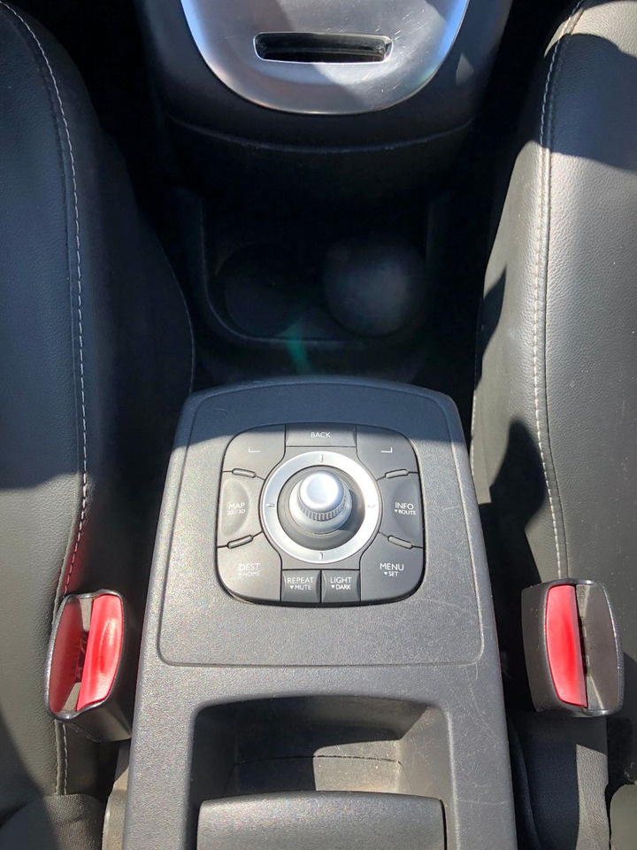 Van penumpang Renault Scenic  Grand 2.0 dCi 150 BOSE Edition,Automatik: gambar 14