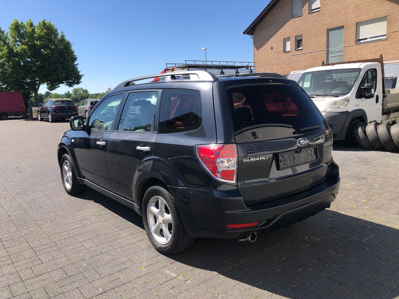 Subaru Forester 2.0i 4X4 mit Untersetzung, LPG-Autogas - Mobil SUV: gambar 4 Subaru Forester 2.0i 4X4 mit Untersetzung, LPG-Autogas - Mobil SUV: gambar 4