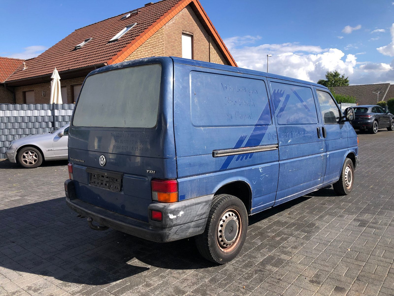 Volkswagen T4 2.5 TDI Lang - Van kecil: gambar 2 Volkswagen T4 2.5 TDI Lang - Van kecil: gambar 2