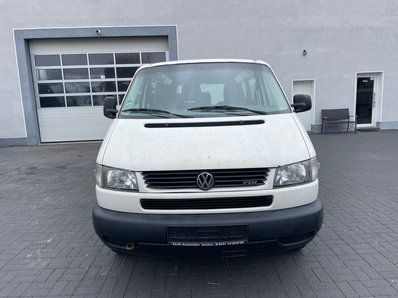 Volkswagen T4 Caravelle 2,5-l-Diesel TDI 75kW syncro lang - Van penumpang: gambar 5 Volkswagen T4 Caravelle 2,5-l-Diesel TDI 75kW syncro lang - Van penumpang: gambar 5