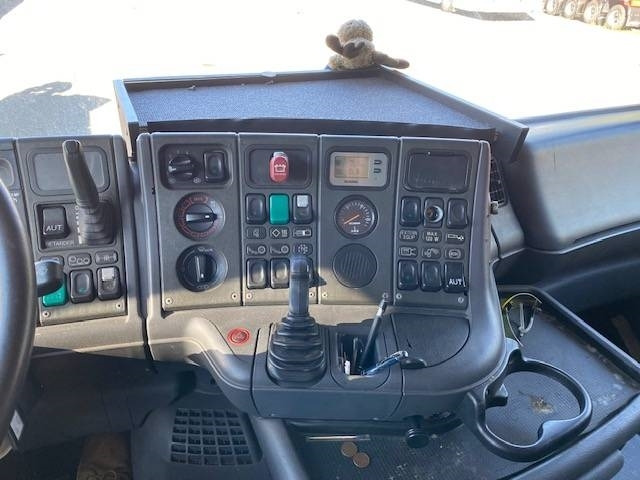 Scania R 164, 6x2 - Tractor head: gambar 3 Scania R 164, 6x2 - Tractor head: gambar 3