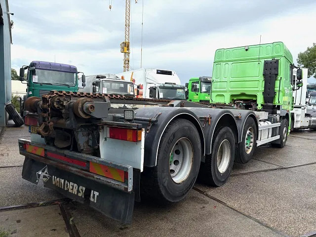 DAF XF 105.460 8x2 CHASSIS WITH MULTILIFT SYSTEM (ZF16 MANUAL GEARBOX / MX-BRAKE / 9.000 KG. FRONT-AXLE / LIFT-AXLES / FRIDGE / ETC. - Pengangkut kontainer/ Container truck: gambar 3 DAF XF 105.460 8x2 CHASSIS WITH MULTILIFT SYSTEM (ZF16 MANUAL GEARBOX / MX-BRAKE / 9.000 KG. FRONT-AXLE / LIFT-AXLES / FRIDGE / ETC. - Pengangkut kontainer/ Container truck: gambar 3