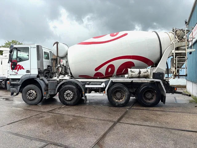 Iveco Eurotrakker AD340T41B 8x4 FULL STEEL SUSPENSION WITH STETTER CONCRETE MIXER (ZF16 MANUAL GEARBOX / FULL STEEL SUSPENSION / REDUC - Truk pengaduk beton: gambar 5 Iveco Eurotrakker AD340T41B 8x4 FULL STEEL SUSPENSION WITH STETTER CONCRETE MIXER (ZF16 MANUAL GEARBOX / FULL STEEL SUSPENSION / REDUC - Truk pengaduk beton: gambar 5