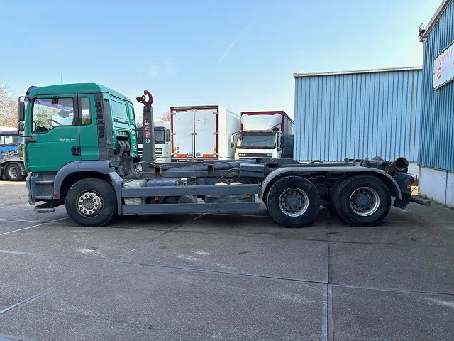Leasing MAN TGA 26.360BB 6x4 FULL STEEL MULTILIFT HOOK-ARM (ZF16 MANUAL GEARBOX / FULL STEEL SUSPENSION / REDUCTION AXLES / AIRCONDITIONING) MAN TGA 26.360BB 6x4 FULL STEEL MULTILIFT HOOK-ARM (ZF16 MANUAL GEARBOX / FULL STEEL SUSPENSION / REDUCTION AXLES / AIRCONDITIONING): gambar 7