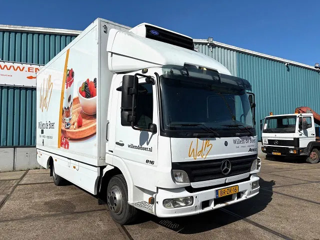 Mercedes-Benz Atego 816 L 4x2 ORIGINAL DUTCH COOLER TRUCK WITH CARRIER XARIOS 600D/E (MANUAL GEARBOX / AIRCONDITIONING / 2.000 KG. TAILLIFT) - Truk berpendingin: gambar 2 Mercedes-Benz Atego 816 L 4x2 ORIGINAL DUTCH COOLER TRUCK WITH CARRIER XARIOS 600D/E (MANUAL GEARBOX / AIRCONDITIONING / 2.000 KG. TAILLIFT) - Truk berpendingin: gambar 2
