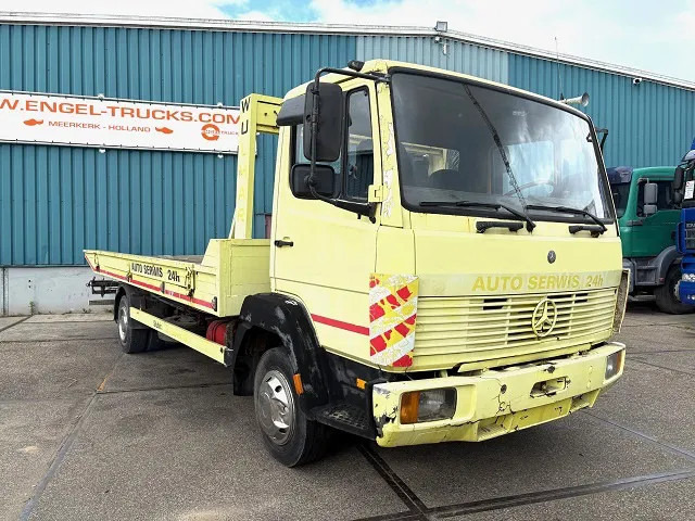 Mercedes-Benz LK 817 AUTO TRANSPORTER (6-CILINDER / FULL STEEL SUSPENSION / MANUAL GEARBOX / WINCH / ETC.) - Truk pengangkut mobil: gambar 2 Mercedes-Benz LK 817 AUTO TRANSPORTER (6-CILINDER / FULL STEEL SUSPENSION / MANUAL GEARBOX / WINCH / ETC.) - Truk pengangkut mobil: gambar 2