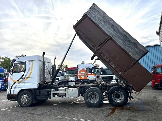 Leasing Scania R143-450 V8 STREAMLINE 6x2 FULL STEEL KIPPER (MANUAL GEARBOX / FULL STEEL SUSPENSION / 10 TIRES / ROBSON DRIVE / MECHANICAL PUMP Scania R143-450 V8 STREAMLINE 6x2 FULL STEEL KIPPER (MANUAL GEARBOX / FULL STEEL SUSPENSION / 10 TIRES / ROBSON DRIVE / MECHANICAL PUMP: gambar 6 Leasing Scania R143-450 V8 STREAMLINE 6x2 FULL STEEL KIPPER (MANUAL GEARBOX / FULL STEEL SUSPENSION / 10 TIRES / ROBSON DRIVE / MECHANICAL PUMP Scania R143-450 V8 STREAMLINE 6x2 FULL STEEL KIPPER (MANUAL GEARBOX / FULL STEEL SUSPENSION / 10 TIRES / ROBSON DRIVE / MECHANICAL PUMP: gambar 6