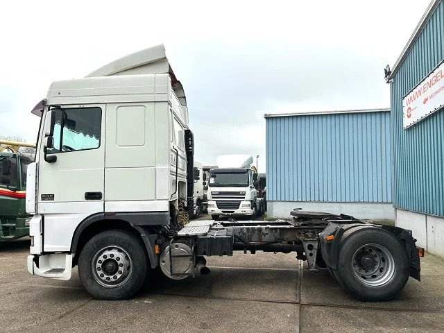 DAF 95.380 XF SPACECAB (EURO 2 (MECHANICAL PUMP & INJECTORS) / ZF16 MANUAL GEARBOX / AIRCONDITIONING) - Tractor head: gambar 5 DAF 95.380 XF SPACECAB (EURO 2 (MECHANICAL PUMP & INJECTORS) / ZF16 MANUAL GEARBOX / AIRCONDITIONING) - Tractor head: gambar 5