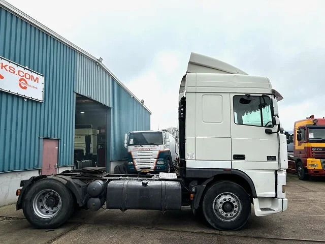 DAF 95.380 XF SPACECAB (EURO 2 (MECHANICAL PUMP & INJECTORS) / ZF16 MANUAL GEARBOX / AIRCONDITIONING) - Tractor head: gambar 4 DAF 95.380 XF SPACECAB (EURO 2 (MECHANICAL PUMP & INJECTORS) / ZF16 MANUAL GEARBOX / AIRCONDITIONING) - Tractor head: gambar 4