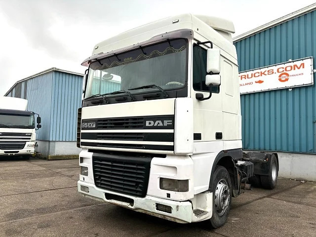 DAF 95.380 XF SPACECAB (EURO 2 (MECHANICAL PUMP & INJECTORS) / ZF16 MANUAL GEARBOX / AIRCONDITIONING) - Tractor head: gambar 1 DAF 95.380 XF SPACECAB (EURO 2 (MECHANICAL PUMP & INJECTORS) / ZF16 MANUAL GEARBOX / AIRCONDITIONING) - Tractor head: gambar 1