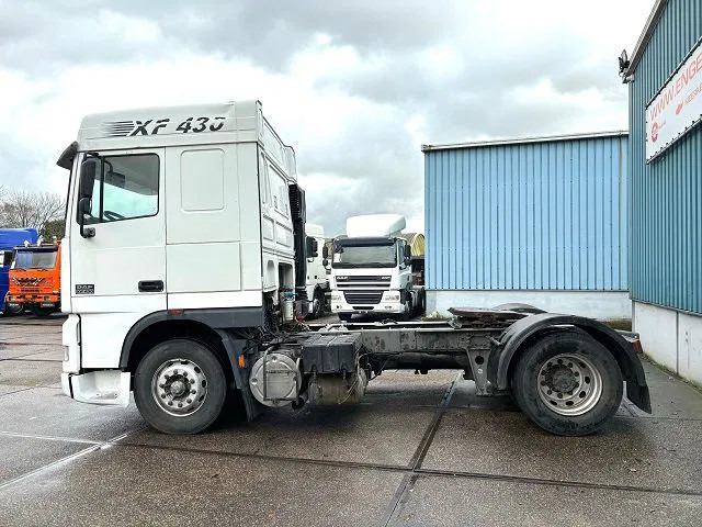 DAF 95.430 XF SPACECAB (EURO 3 / ZF16 MANUAL GEARBOX / ZF-INTARDER / AIRCONDITIONING) - Tractor head: gambar 5 DAF 95.430 XF SPACECAB (EURO 3 / ZF16 MANUAL GEARBOX / ZF-INTARDER / AIRCONDITIONING) - Tractor head: gambar 5