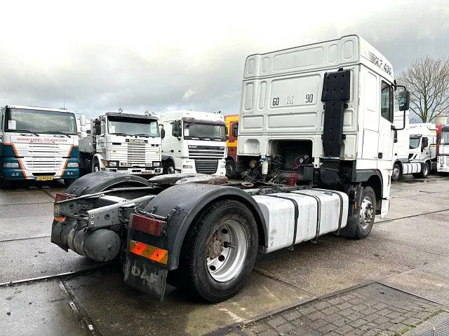 DAF 95.430 XF SPACECAB (EURO 3 / ZF16 MANUAL GEARBOX / ZF-INTARDER / AIRCONDITIONING) - Tractor head: gambar 3 DAF 95.430 XF SPACECAB (EURO 3 / ZF16 MANUAL GEARBOX / ZF-INTARDER / AIRCONDITIONING) - Tractor head: gambar 3
