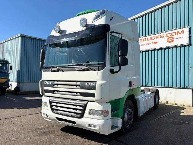 DAF CF 85.410 SPACECAB 4x2 (ZF16 MANUAL GEARBOX / MX-BRAKE / 995 LITER DIESELTANK / AIRCONDITIONING / FRIDGE UNTHER BED) - Tractor head: gambar 1 DAF CF 85.410 SPACECAB 4x2 (ZF16 MANUAL GEARBOX / MX-BRAKE / 995 LITER DIESELTANK / AIRCONDITIONING / FRIDGE UNTHER BED) - Tractor head: gambar 1