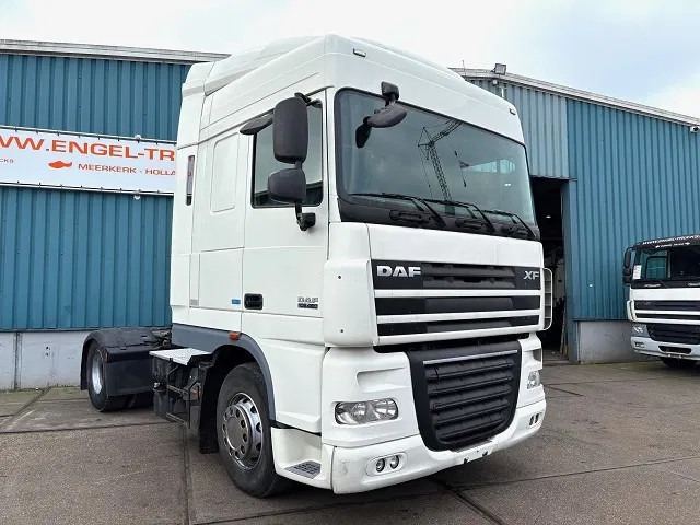 DAF XF 105.460 ATE SPACECAB 4x2 ONLY 835.500 KM (ZF-MANUAL GEARBOX / ZF-INTARDER / AIRCONDITIONING / EURO 5) - Tractor head: gambar 2 DAF XF 105.460 ATE SPACECAB 4x2 ONLY 835.500 KM (ZF-MANUAL GEARBOX / ZF-INTARDER / AIRCONDITIONING / EURO 5) - Tractor head: gambar 2