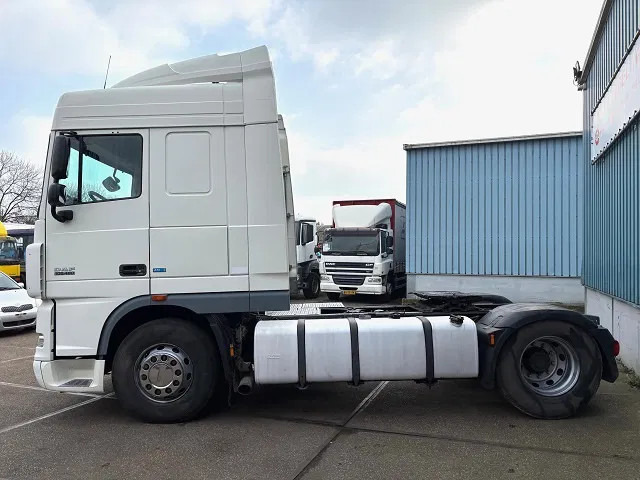 DAF XF 105.460 ATE SPACECAB 4x2 ONLY 835.500 KM (ZF-MANUAL GEARBOX / ZF-INTARDER / AIRCONDITIONING / EURO 5) - Tractor head: gambar 4 DAF XF 105.460 ATE SPACECAB 4x2 ONLY 835.500 KM (ZF-MANUAL GEARBOX / ZF-INTARDER / AIRCONDITIONING / EURO 5) - Tractor head: gambar 4