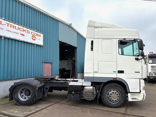 DAF XF 105.460 ATE SPACECAB 4x2 ONLY 835.500 KM (ZF-MANUAL GEARBOX / ZF-INTARDER / AIRCONDITIONING / EURO 5) - Tractor head: gambar 3 DAF XF 105.460 ATE SPACECAB 4x2 ONLY 835.500 KM (ZF-MANUAL GEARBOX / ZF-INTARDER / AIRCONDITIONING / EURO 5) - Tractor head: gambar 3