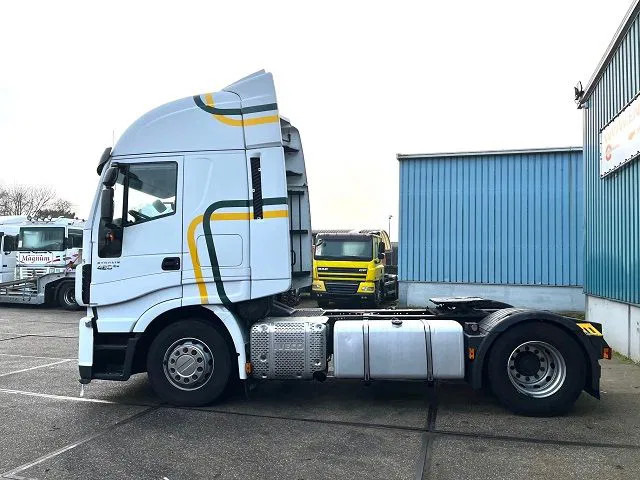 Iveco Stralis AS440S42T/P HI-WAY DUTCH TRUCK (APK/TUV -> 02-2024 / EURO 6 / AS-TRONIC / 2 TANKS / LEATHER SEATS / FRIDGE) - Tractor head: gambar 5 Iveco Stralis AS440S42T/P HI-WAY DUTCH TRUCK (APK/TUV -> 02-2024 / EURO 6 / AS-TRONIC / 2 TANKS / LEATHER SEATS / FRIDGE) - Tractor head: gambar 5