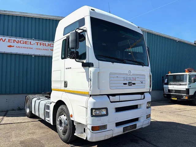 MAN TGA 18.410 FLS XXL (6-CILINDER HEADS / ZF16 MANUAL GEARBOX / ZF-INTARDER / HYDRAULIC KIT / P.T.O. / AIRCONDITIONING) - Tractor head: gambar 2 MAN TGA 18.410 FLS XXL (6-CILINDER HEADS / ZF16 MANUAL GEARBOX / ZF-INTARDER / HYDRAULIC KIT / P.T.O. / AIRCONDITIONING) - Tractor head: gambar 2