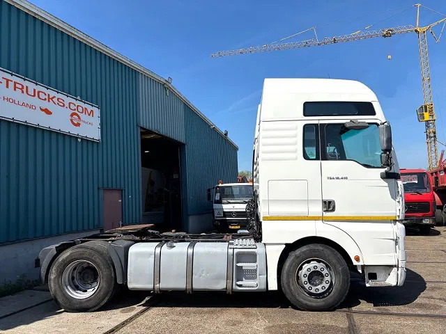 MAN TGA 18.410 FLS XXL (6-CILINDER HEADS / ZF16 MANUAL GEARBOX / ZF-INTARDER / HYDRAULIC KIT / P.T.O. / AIRCONDITIONING) - Tractor head: gambar 4 MAN TGA 18.410 FLS XXL (6-CILINDER HEADS / ZF16 MANUAL GEARBOX / ZF-INTARDER / HYDRAULIC KIT / P.T.O. / AIRCONDITIONING) - Tractor head: gambar 4