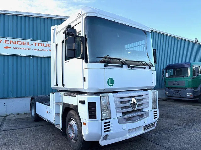 Renault Magnum 440 E-TECH (MACK ENGINE) (ZF16 MANUAL GEARBOX / AIRCONDITIONING / FRIDGE UNDER BED / 2x DIESELTANK) - Tractor head: gambar 2 Renault Magnum 440 E-TECH (MACK ENGINE) (ZF16 MANUAL GEARBOX / AIRCONDITIONING / FRIDGE UNDER BED / 2x DIESELTANK) - Tractor head: gambar 2