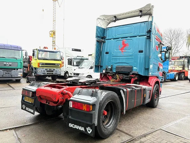 Scania R164-580 V8 TOPLINE COLLECTORS ITEM!! / APK 10-2026!! (12+2 MANUAL GEARBOX / RETARDER / AIRCONDITIONING / 2x TANK / ETC.) - Tractor head: gambar 3 Scania R164-580 V8 TOPLINE COLLECTORS ITEM!! / APK 10-2026!! (12+2 MANUAL GEARBOX / RETARDER / AIRCONDITIONING / 2x TANK / ETC.) - Tractor head: gambar 3