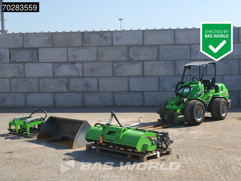 Avant M860i ATTACHMENTS INCLUDED - Wheel loader: gambar 1 Avant M860i ATTACHMENTS INCLUDED - Wheel loader: gambar 1