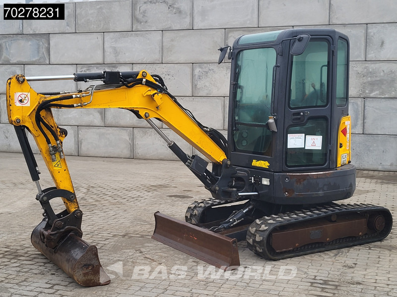 Bobcat E26 EM - Ekskavator mini: gambar 2 Bobcat E26 EM - Ekskavator mini: gambar 2